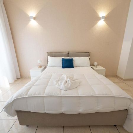 Chiaia Apartment San Pasquale By Dimorra Naples Exterior photo