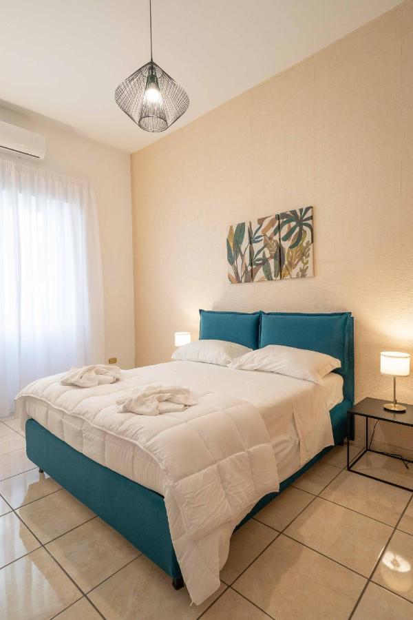 Chiaia Apartment San Pasquale By Dimorra Naples Exterior photo