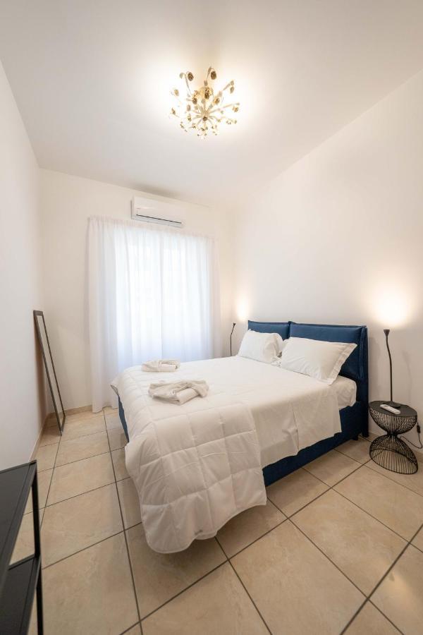 Chiaia Apartment San Pasquale By Dimorra Naples Exterior photo
