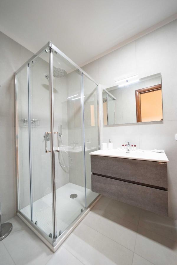 Chiaia Apartment San Pasquale By Dimorra Naples Exterior photo