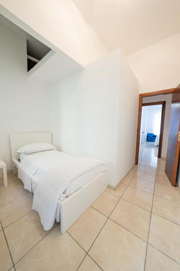Chiaia Apartment San Pasquale By Dimorra Naples Exterior photo