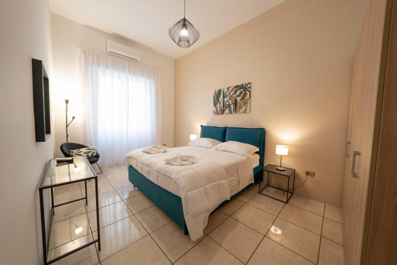 Chiaia Apartment San Pasquale By Dimorra Naples Exterior photo
